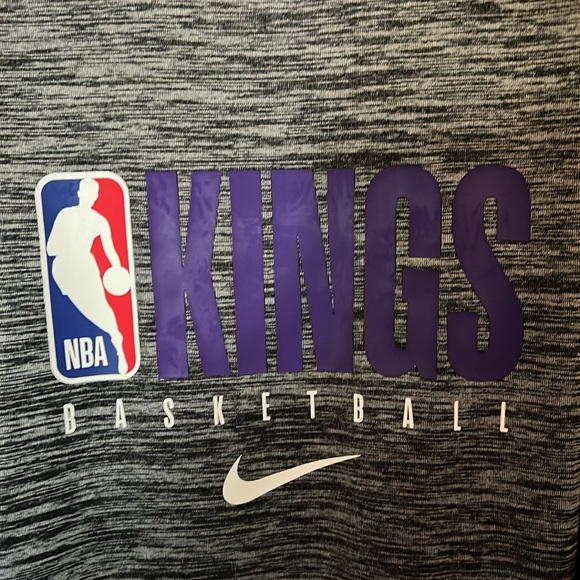 Nike Sacramento Kings pullover with front pocket. Size XL Tall NWT’s - Picture 7 of 7